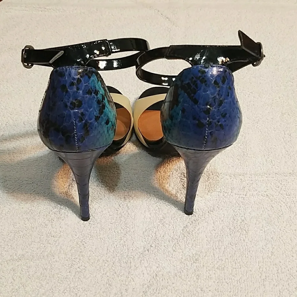 Chinese Laundry Heels Ankle‎ Strap Black Beige Blue Snake Print Pumps